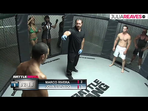 ❤️ Ultimate Fighter ቀለበቱ ውስጥ ከተጣላ በኋላ አንዲት ቁጥር ሴትን ትበዳለች። ☑ እጅግ የላቀ የወሲብ ፊልም በ%am.hentai-for.ru ❌